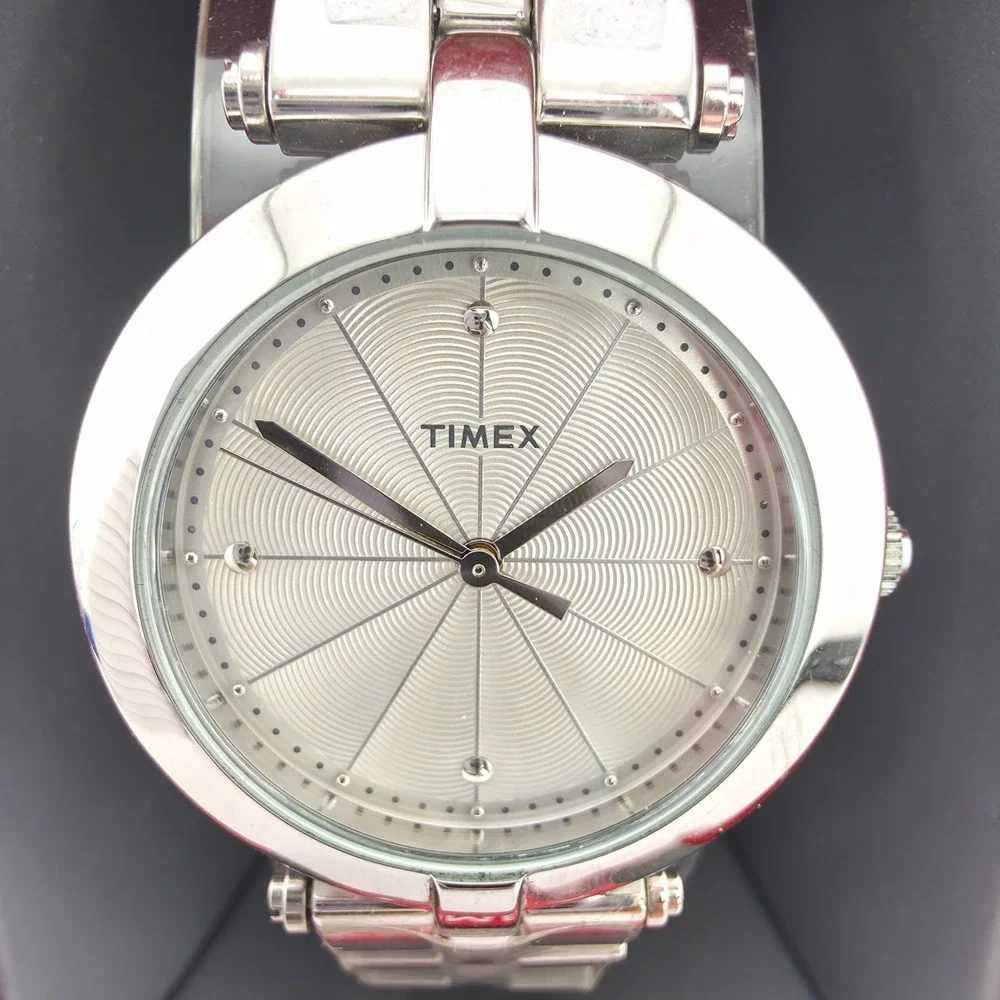 In Box TIMEX Greenwich Ladies Watch White Sunburst Dial Stainless Steel 7.75